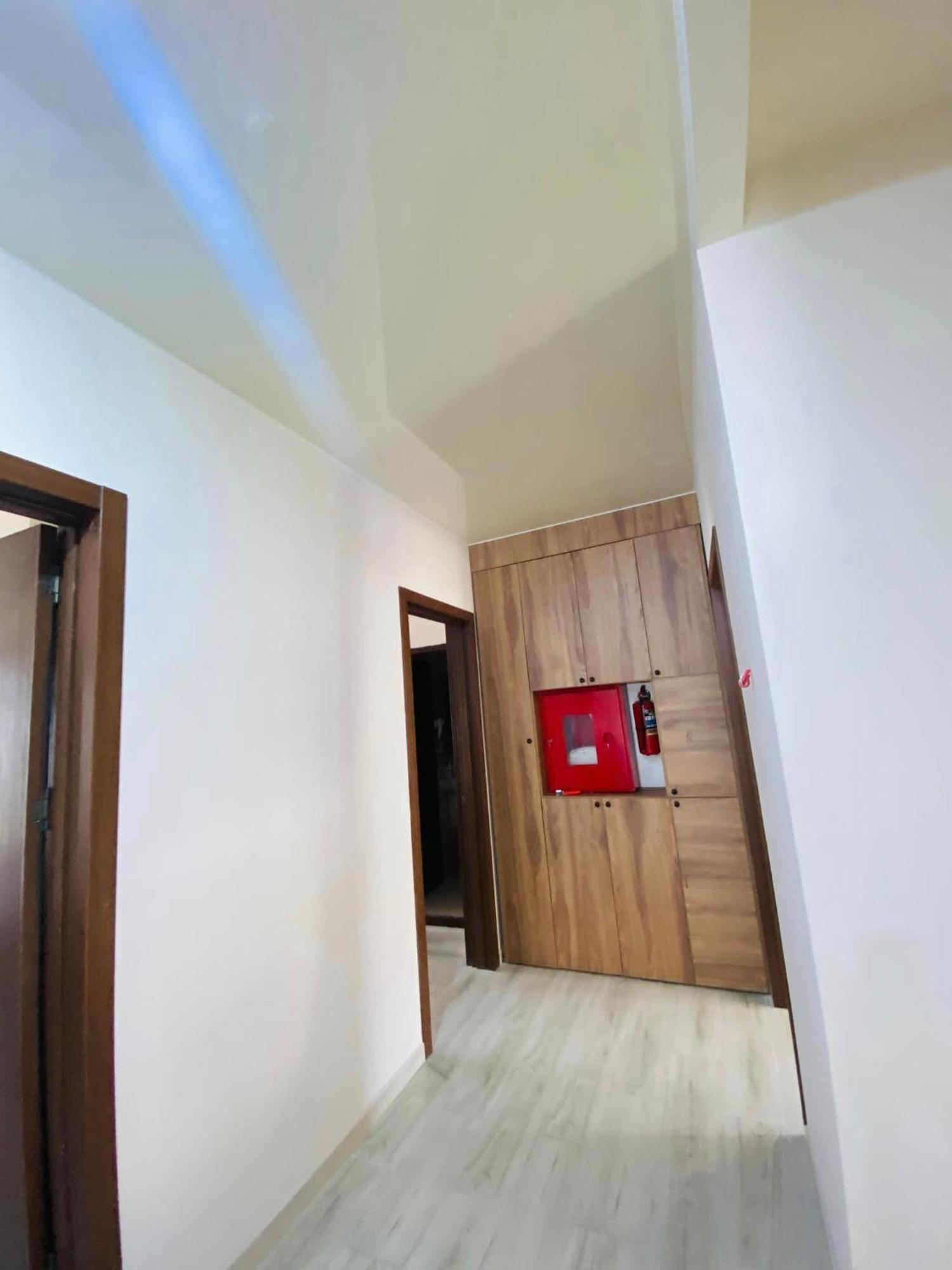 Hotel Tesa โกนิโอ ภายนอก รูปภาพ
